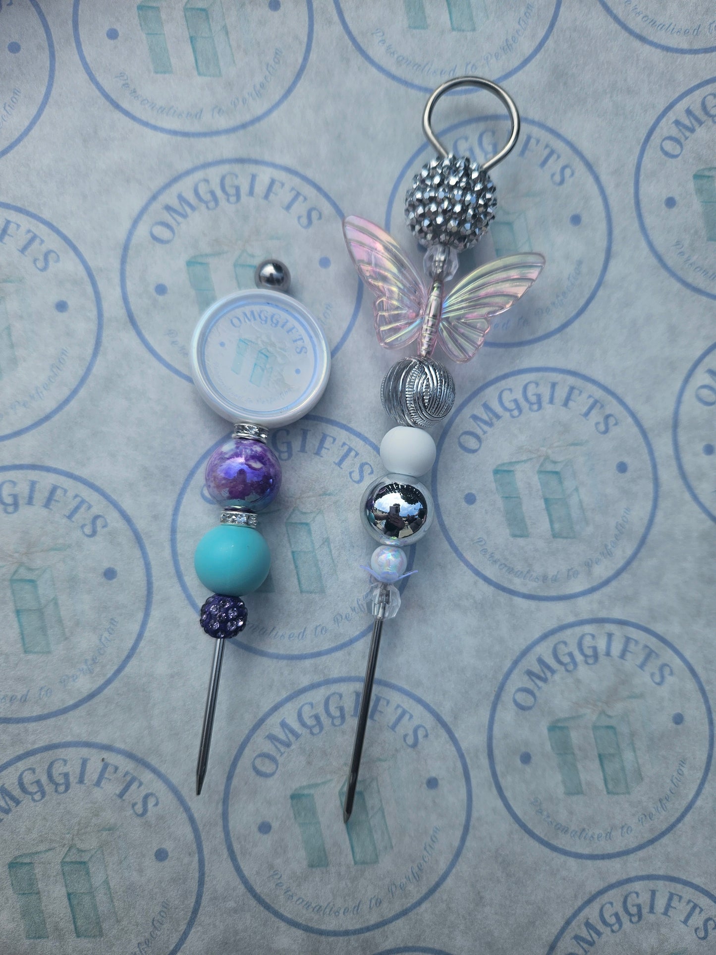 Glitter wands and funnel set