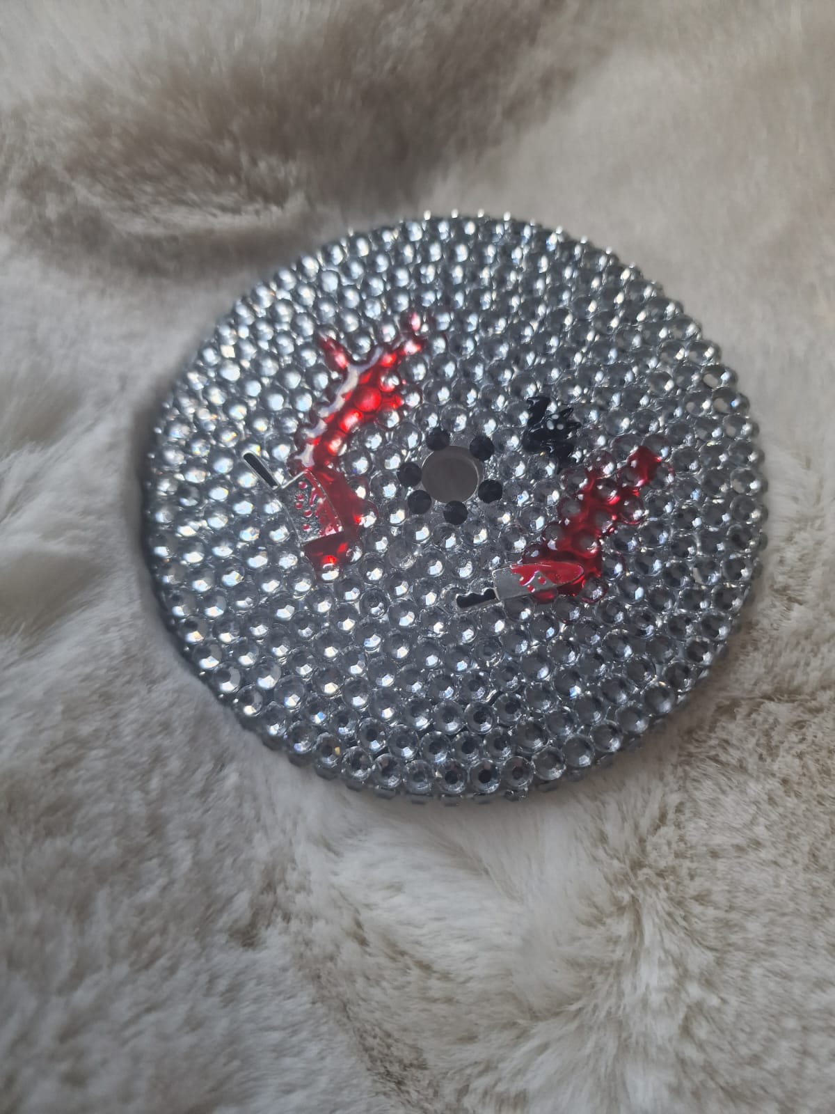 Scream face snowglobe