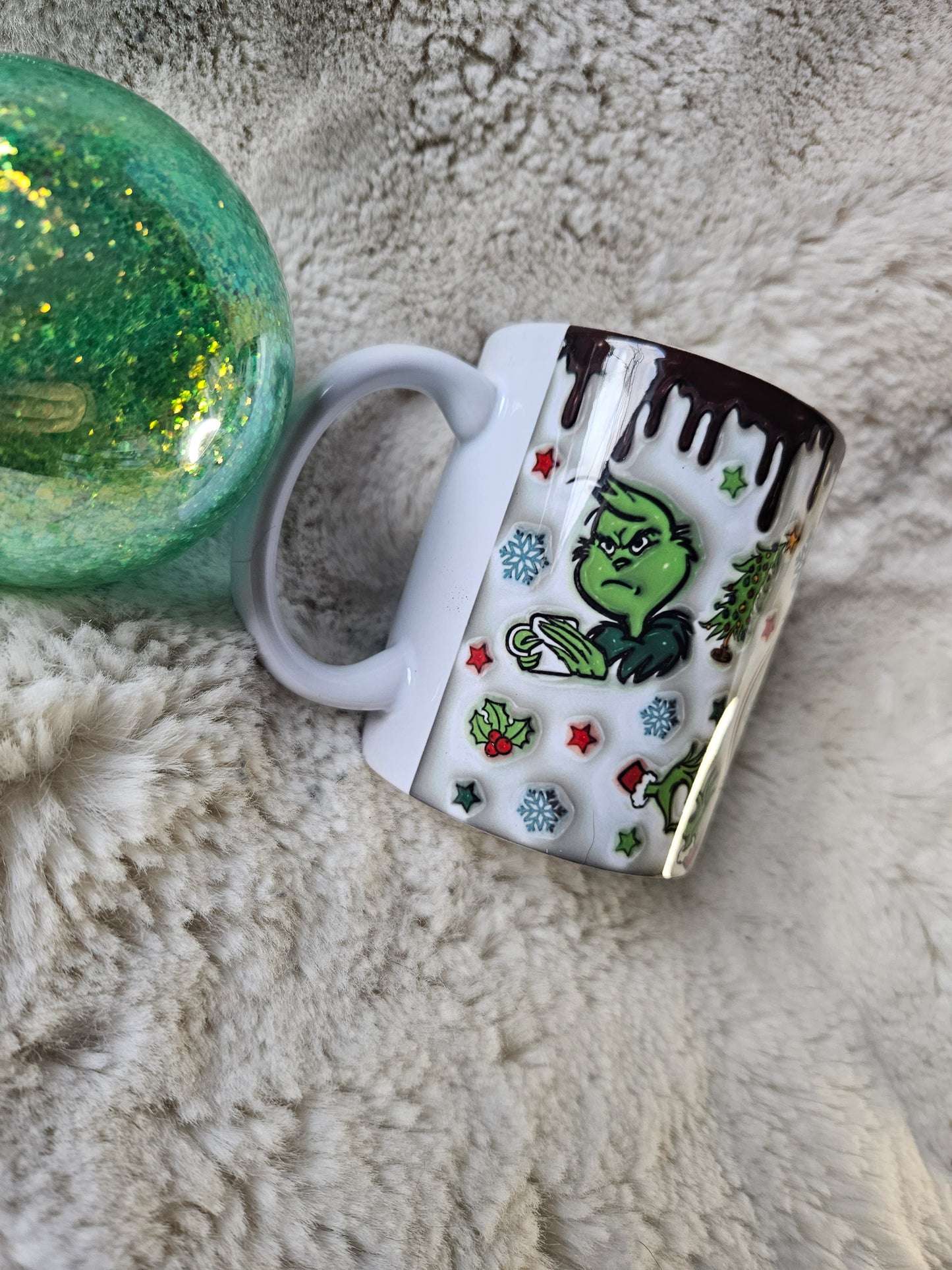 Whoville grinch 3d puff mug