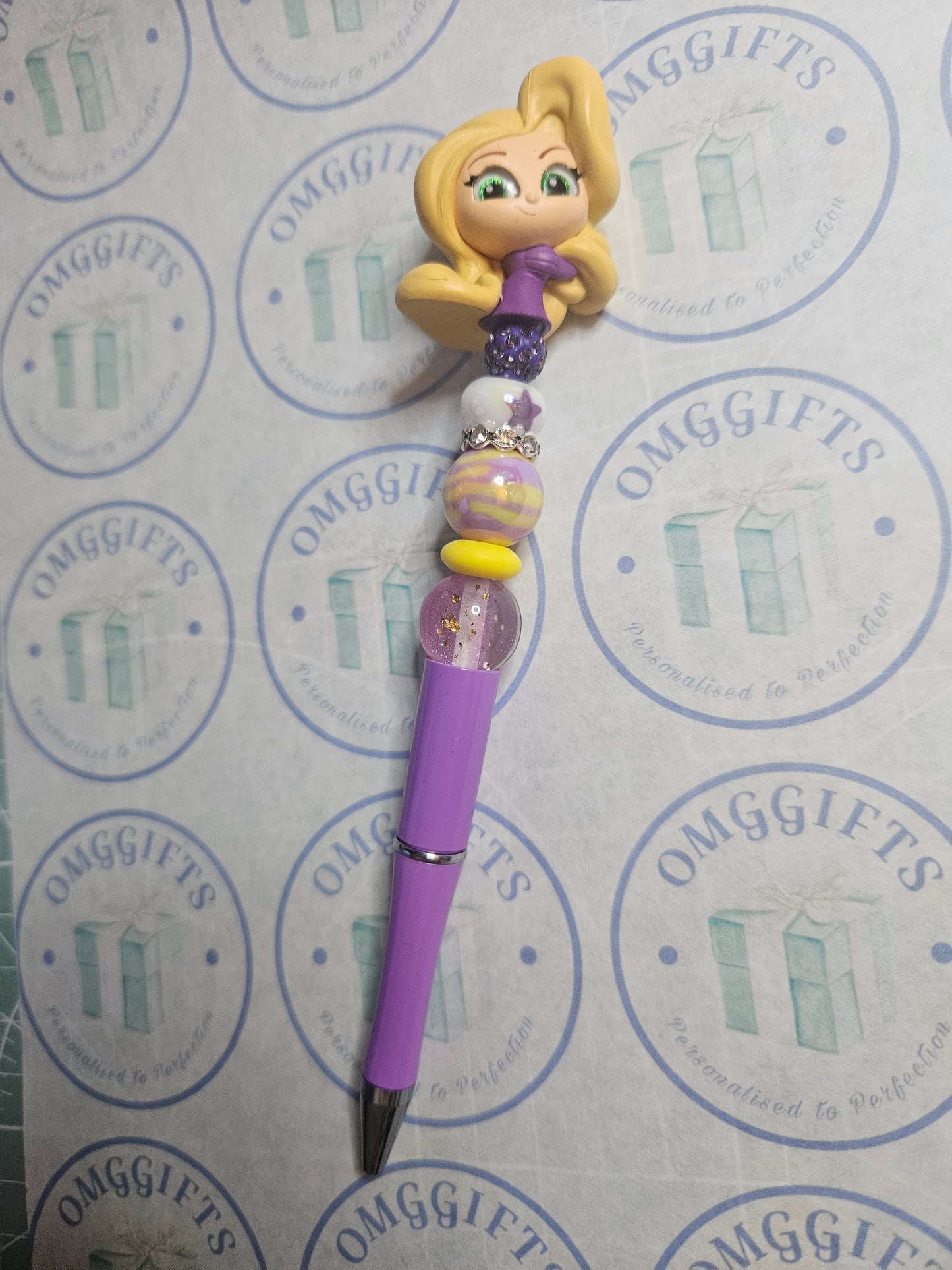 Doorable pens/pencils