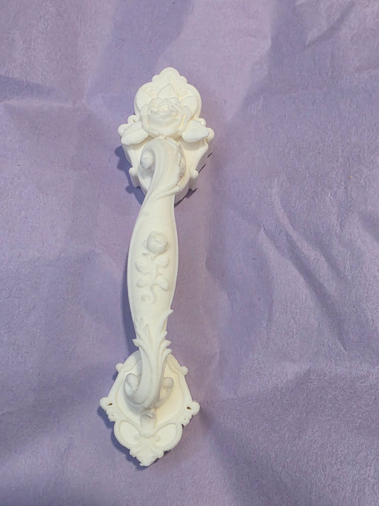 Belle's Handle