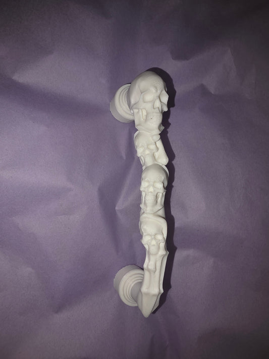 Skull Stack Handle