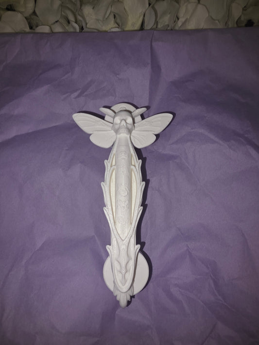 Skull Moth Handle