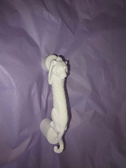 Tiger Handle