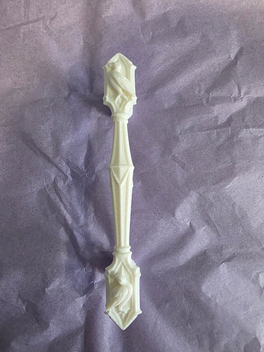 Nevermore Handle